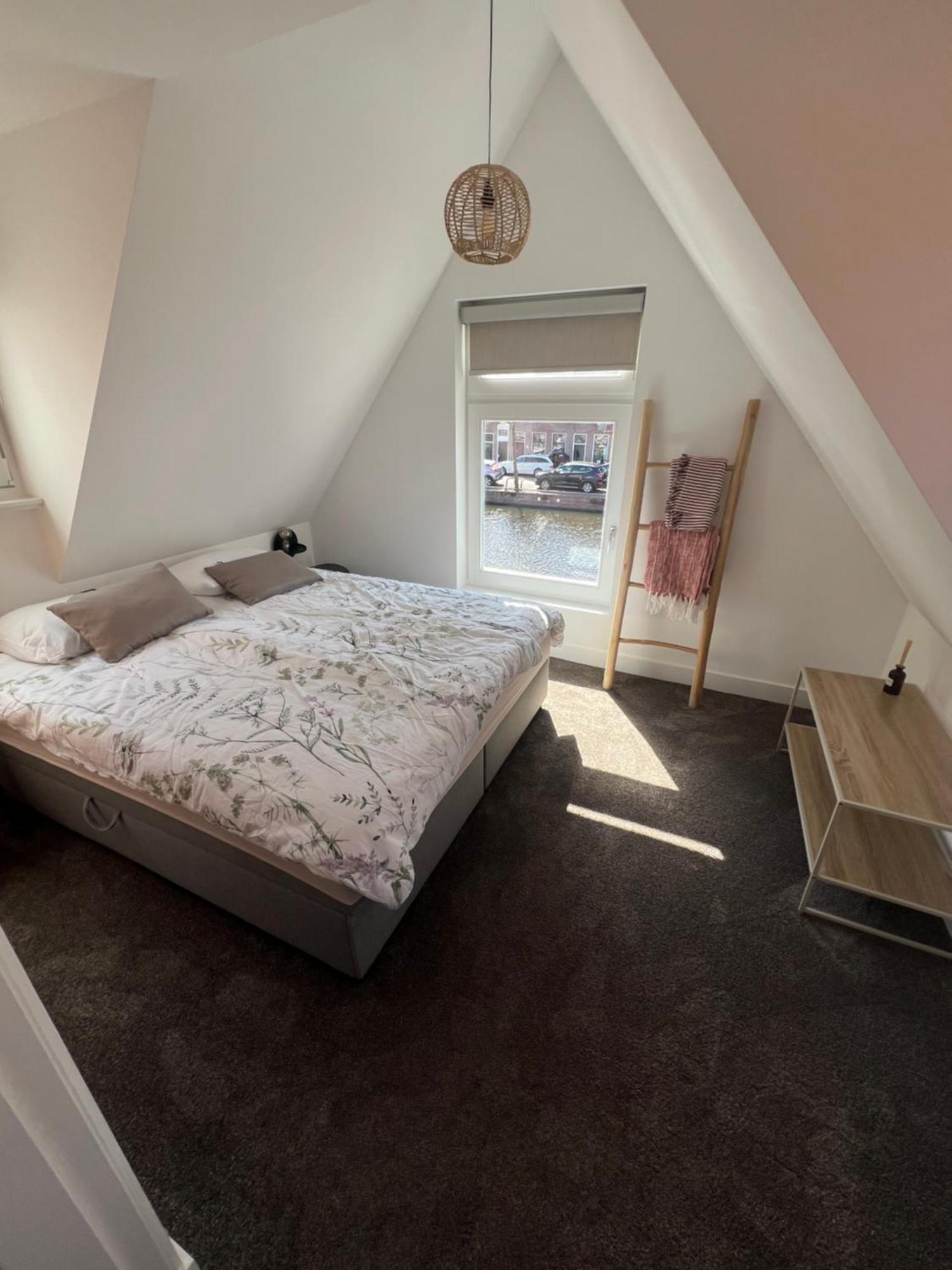 Oudegracht Alkmaar Villa Luaran gambar
